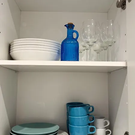 103 - Beachside Renovated 1br W Private Garden Apartamento Cambrils