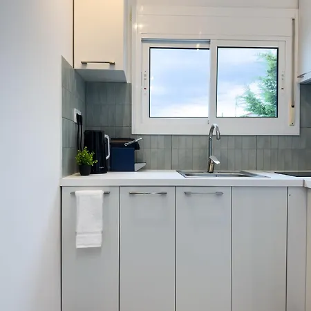 Apartamento 103 - Beachside Renovated 1br W Private Garden *