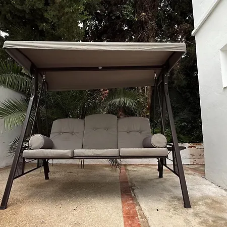 103 - Beachside Renovated 1br W Private Garden * Cambrils